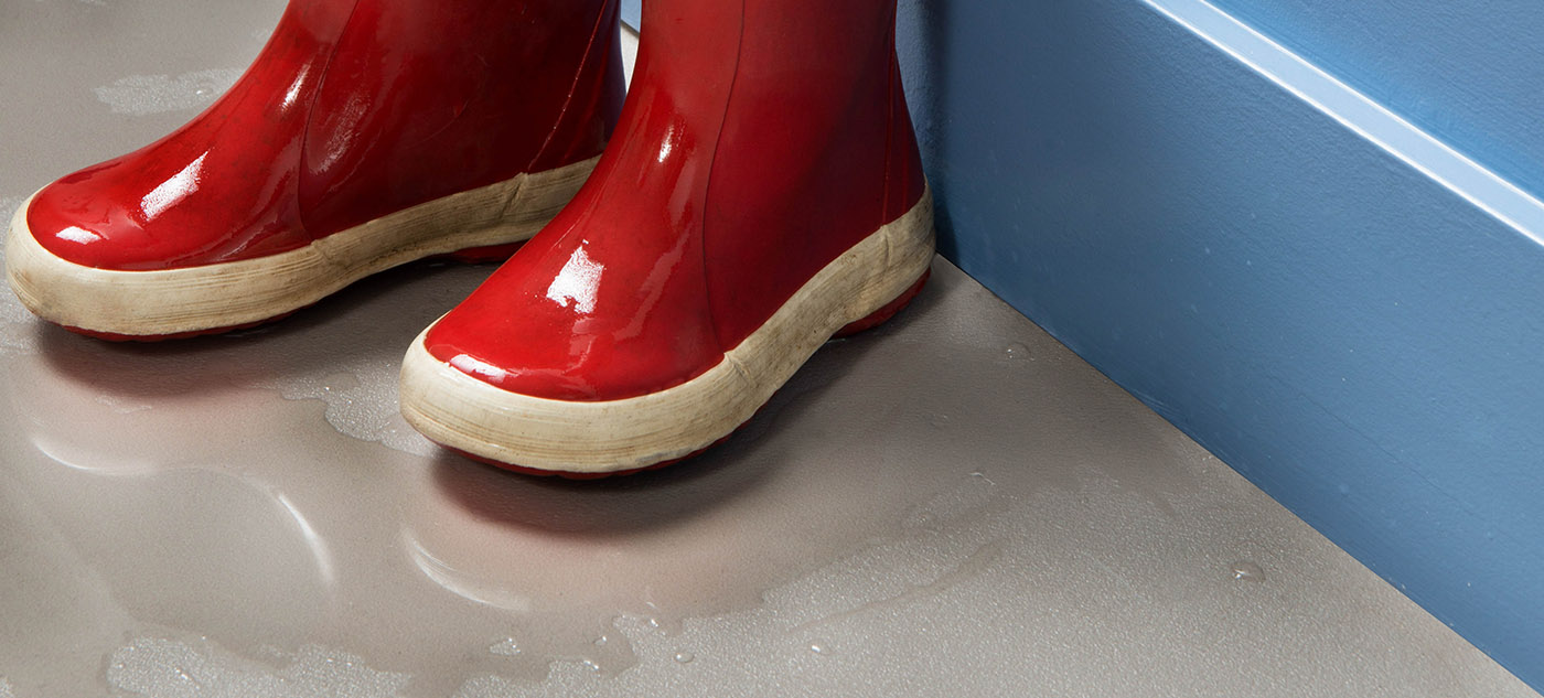 10516 Как красить плинтус orac decor